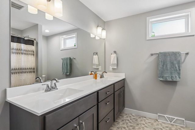 410 Sunset Drive, Lodi, WI 53555
