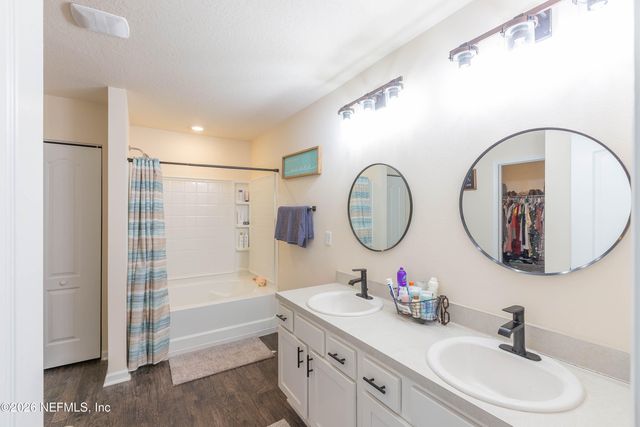 2224 WILLOW GLN Lane, Green Cove Springs, FL 32043