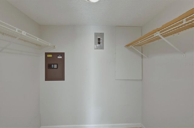 4143 HERON WAY 207 BLDG E, Bradenton, FL 34205