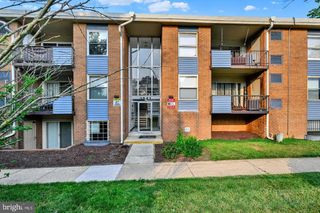 3841 SAINT BARNABAS #201, Suitland, MD 20746