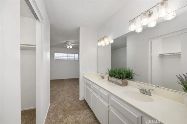 800 W Grondahl Street J, Covina, CA 91722