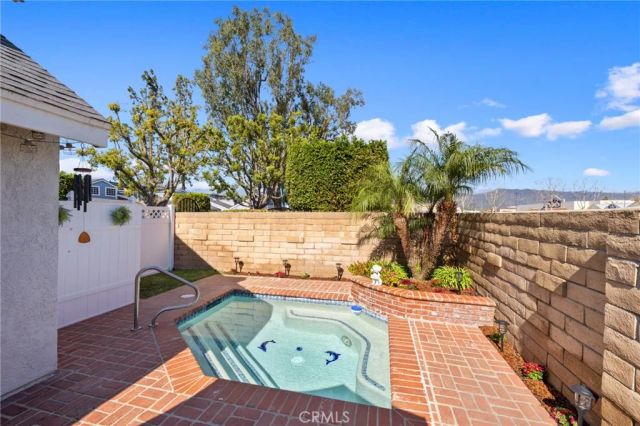 800 W Grondahl Street J, Covina, CA 91722