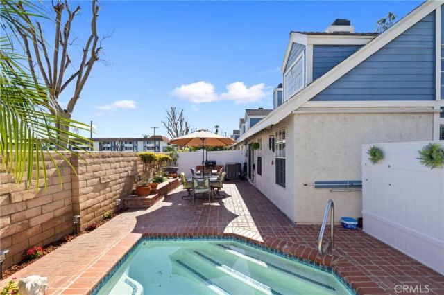800 W Grondahl Street J, Covina, CA 91722