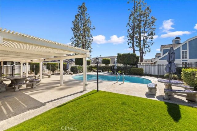 800 W Grondahl Street J, Covina, CA 91722