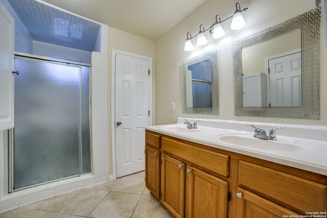 10490 White Bonnet St, San Antonio, TX 78240