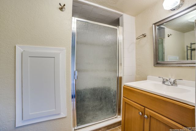 10490 White Bonnet St, San Antonio, TX 78240