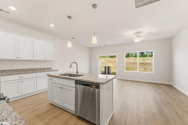 49 Nonnington Way, Taylors, SC 29687