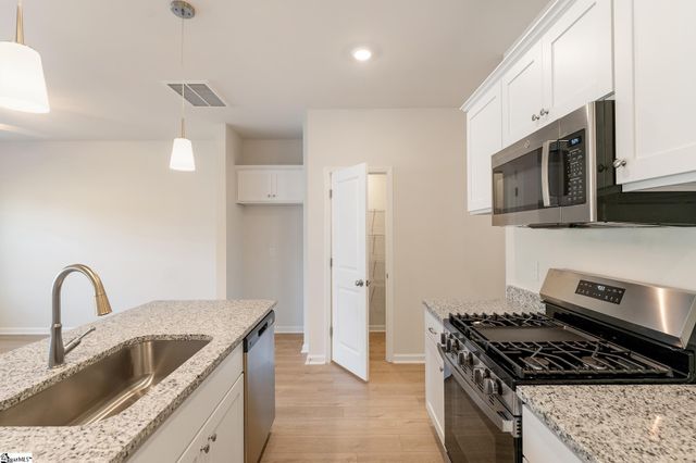 49 Nonnington Way, Taylors, SC 29687
