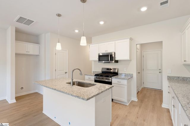 49 Nonnington Way, Taylors, SC 29687