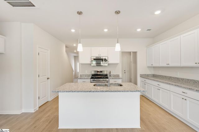 49 Nonnington Way, Taylors, SC 29687