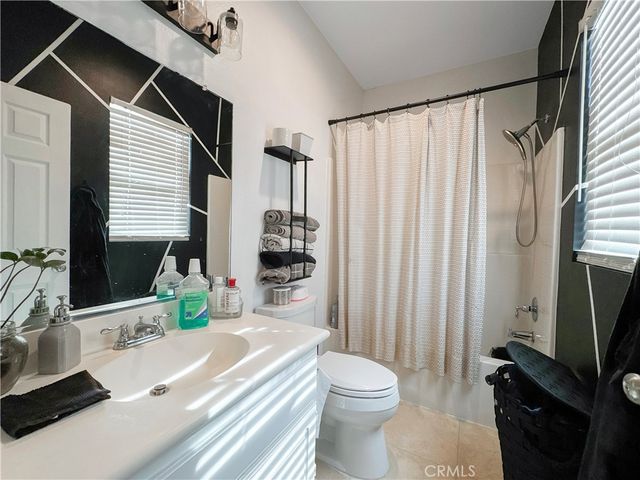 12476 Domingo, Victorville, CA 92392