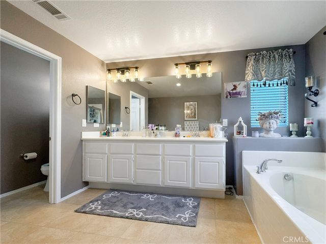 12476 Domingo, Victorville, CA 92392