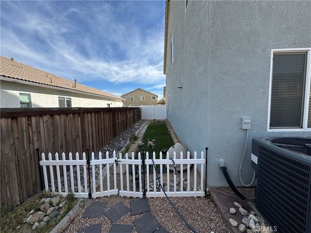 12476 Domingo, Victorville, CA 92392