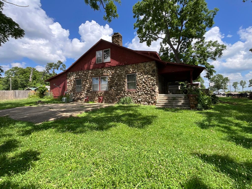 1681 S Us Highway 63, West Plains, MO 65775