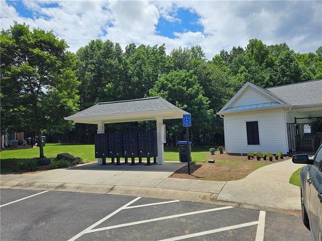 1367 Thornborough Drive, Alpharetta, GA 30004