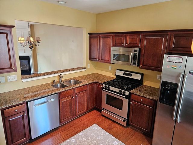 1367 Thornborough Drive, Alpharetta, GA 30004