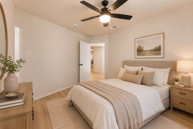 1416 Cheyenne Trail, Granbury, TX 76048