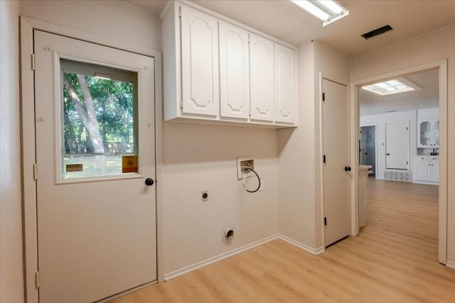 1416 Cheyenne Trail, Granbury, TX 76048