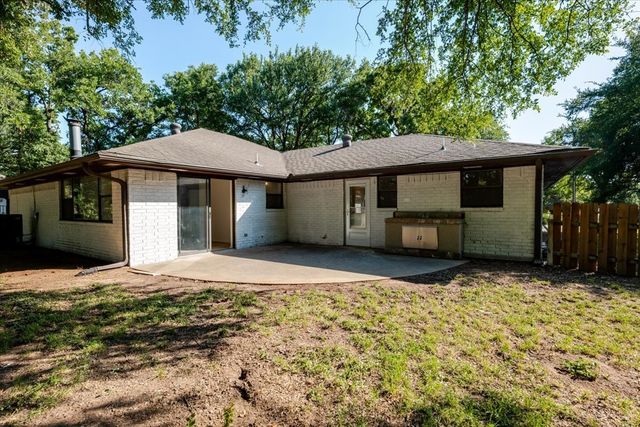 1416 Cheyenne Trail, Granbury, TX 76048