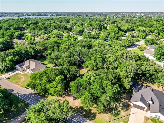 1416 Cheyenne Trail, Granbury, TX 76048