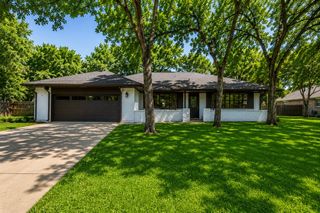 1416 Cheyenne Trail, Granbury, TX 76048