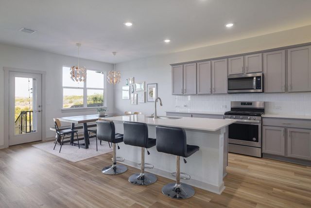 7316 Daves Landing DR, Austin, TX 78724