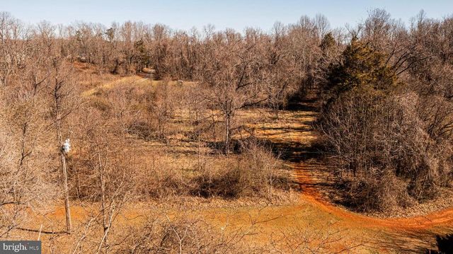 8158 BOTHA RD, Warrenton, VA 20186