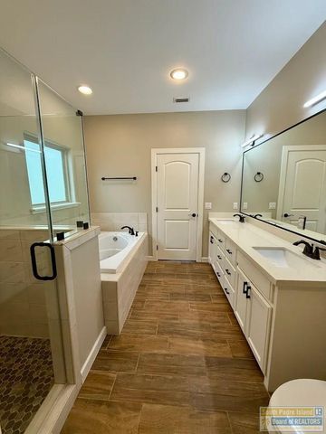 15 Valdarama Dr, Laguna Vista, TX 78578