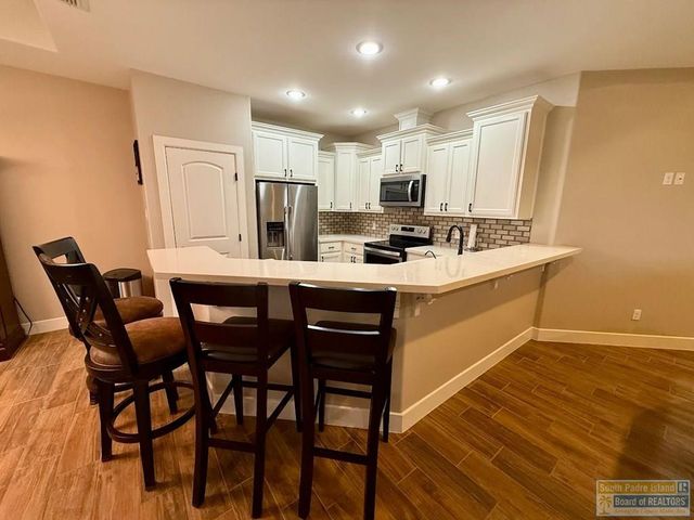 15 Valdarama Dr, Laguna Vista, TX 78578