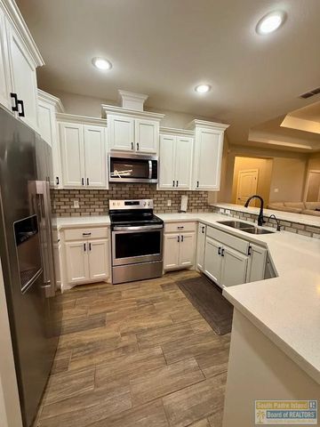 15 Valdarama Dr, Laguna Vista, TX 78578