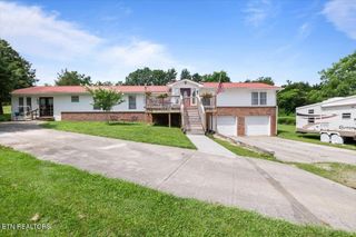 288 Forks Grove Rd, Lafollette, TN 37766