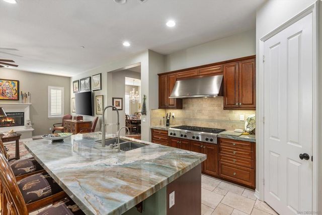 1719 Azul Vista, San Marcos, CA 92078