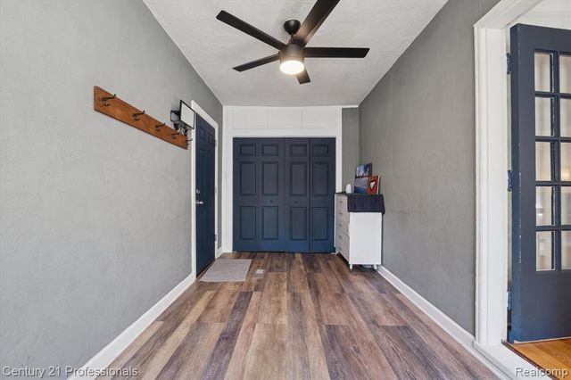 31600 W Chicago Street, Livonia, MI 48150