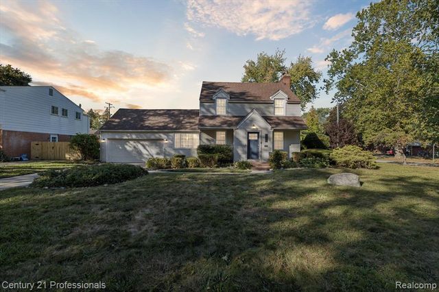 31600 W Chicago Street, Livonia, MI 48150