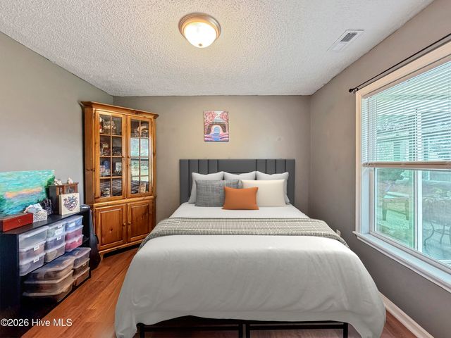 610 Wolverine Place, Jacksonville, NC 28546