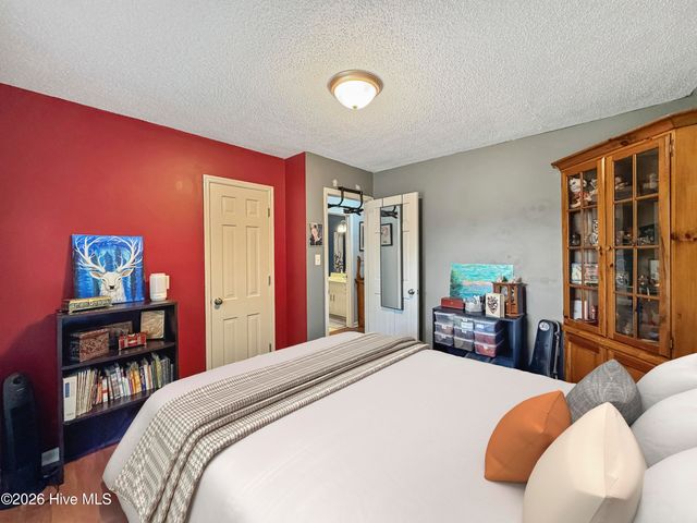 610 Wolverine Place, Jacksonville, NC 28546