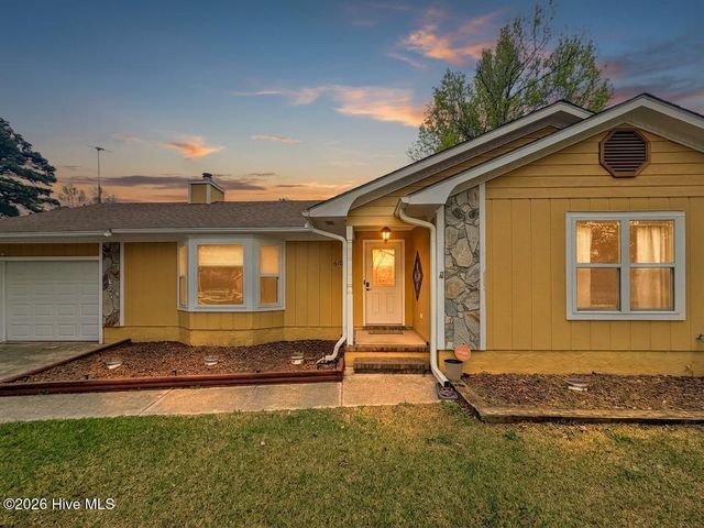 610 Wolverine Place, Jacksonville, NC 28546