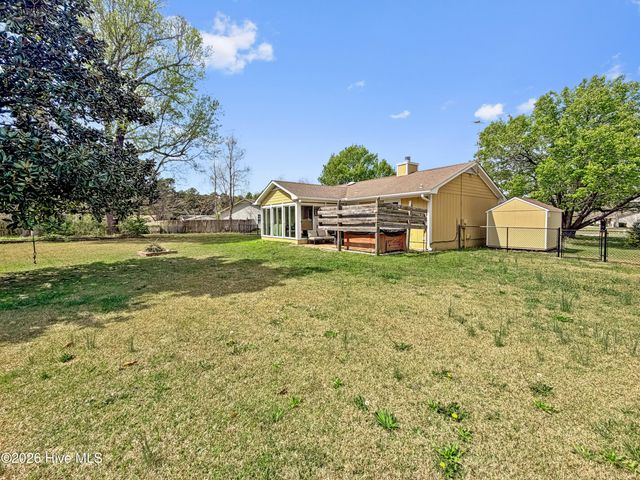 610 Wolverine Place, Jacksonville, NC 28546