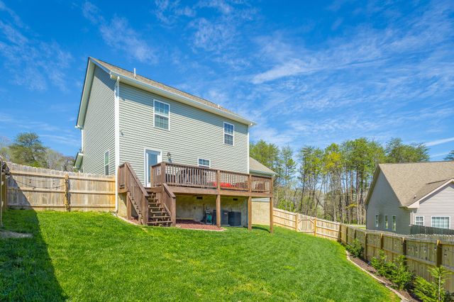 548 Titanium Drive, Hixson, TN 37343