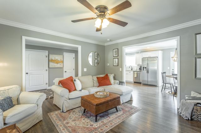 548 Titanium Drive, Hixson, TN 37343