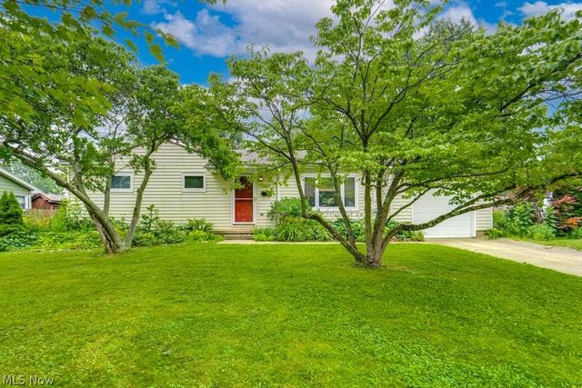 1568 Hagey Drive, Barberton, OH 44203