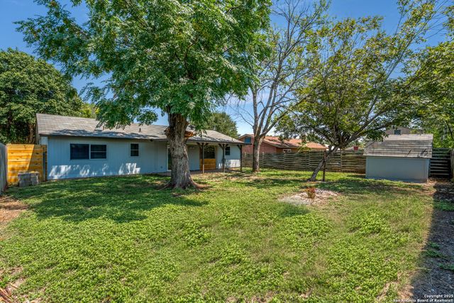 3834 Pipers Crest, San Antonio, TX 78251