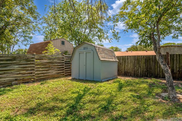 3834 Pipers Crest, San Antonio, TX 78251