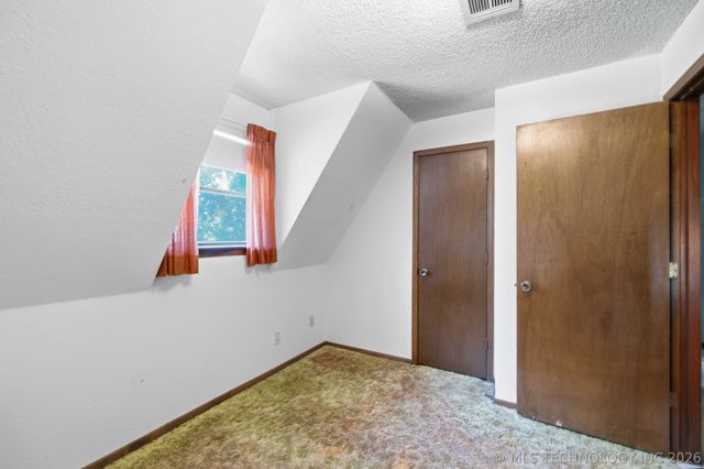 800 S Moore Avenue, Claremore, OK 74017