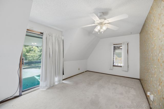 800 S Moore Avenue, Claremore, OK 74017
