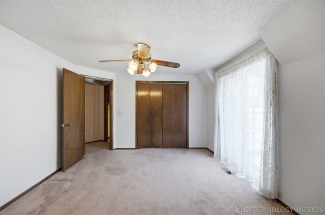 800 S Moore Avenue, Claremore, OK 74017