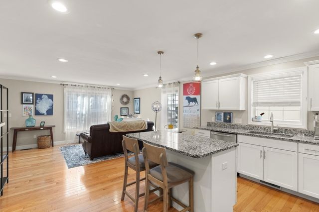 43 Bridge 1, Salem, MA 01970