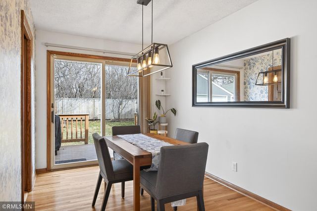 1370 Barclay Street, Saint Paul, MN 55106