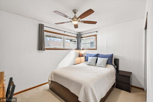 1370 Barclay Street, Saint Paul, MN 55106