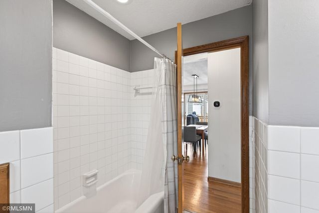 1370 Barclay Street, Saint Paul, MN 55106